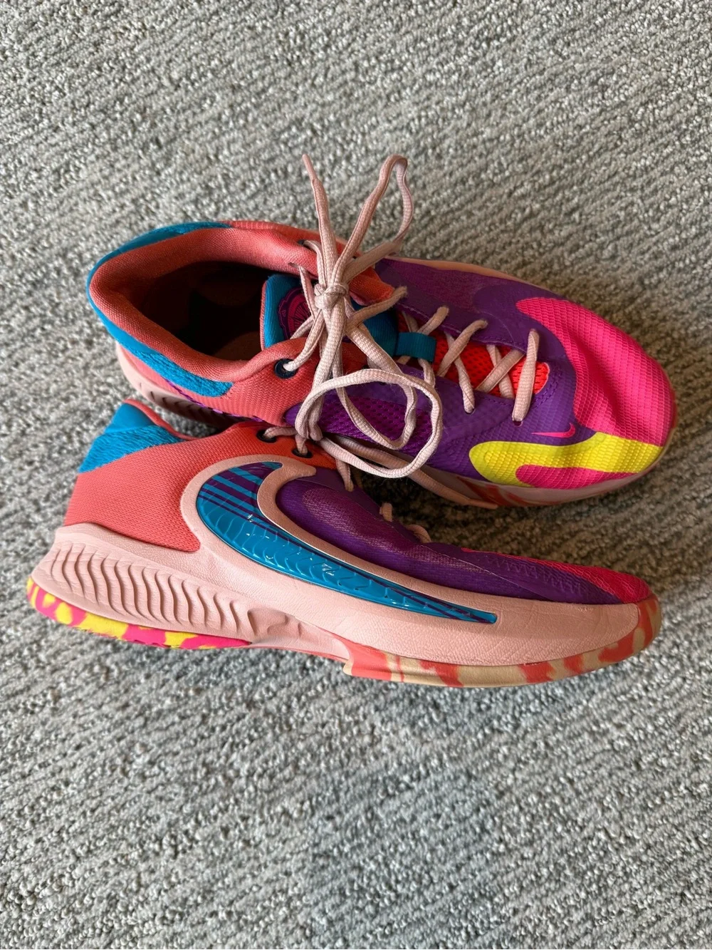 Nike Zoom Freak 4‎ Basketball Sneaker 6.5Y Pink/Purple DQ0553-500